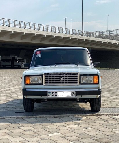 LADA (VAZ) 2107