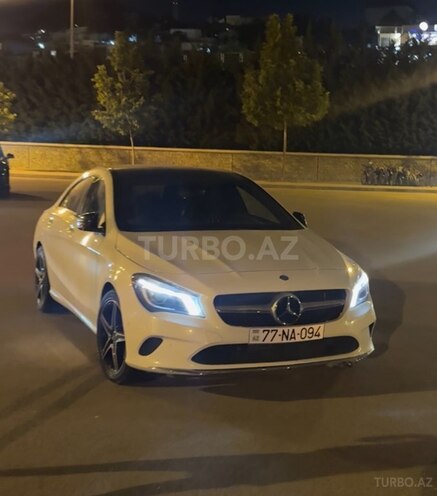 Mercedes CLA 200