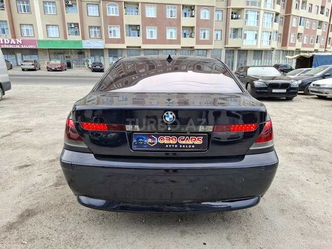 BMW 745