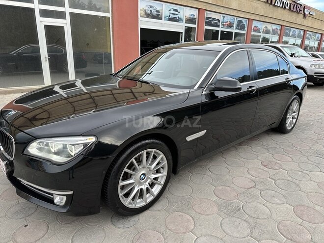 BMW 750