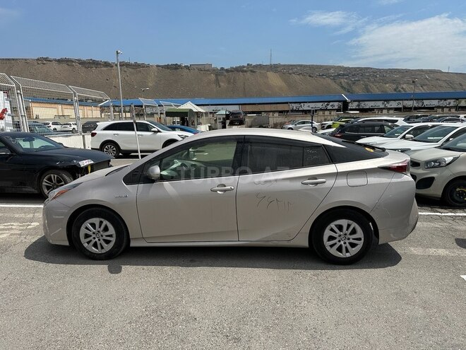 Toyota Prius 2017, 85,000 km - 1.8 l - Bakı