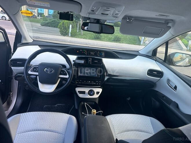 Toyota Prius 2017, 85,000 km - 1.8 l - Bakı