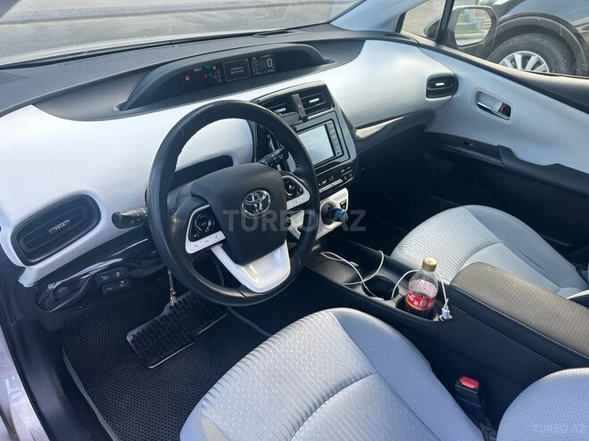 Toyota Prius 2017, 85,000 km - 1.8 l - Bakı