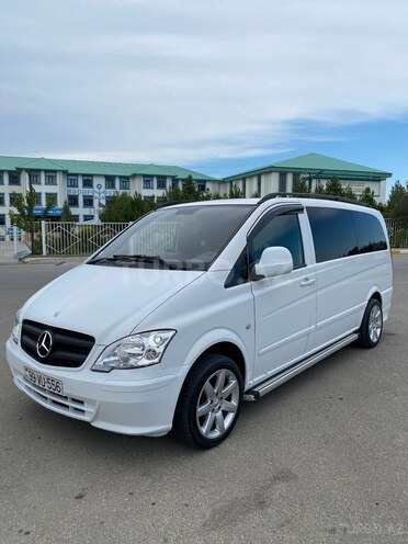 Mercedes Vito 111