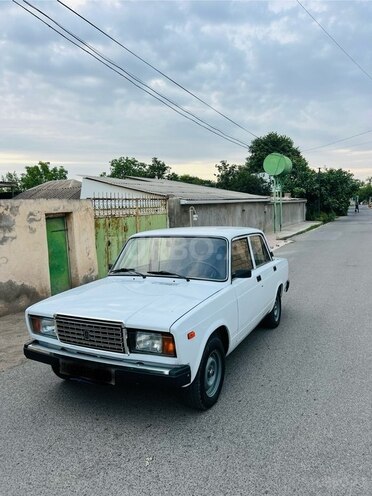 LADA (VAZ) 2107