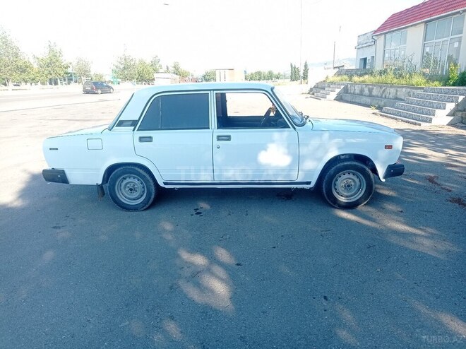 LADA (VAZ) 2107