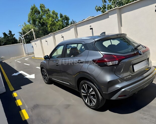 Nissan Kicks