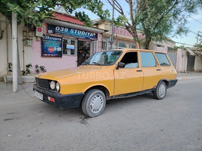 Renault 12