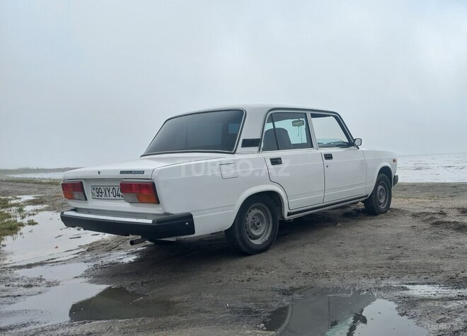 LADA (VAZ) 2107