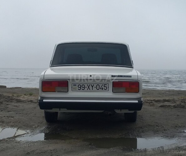 LADA (VAZ) 2107