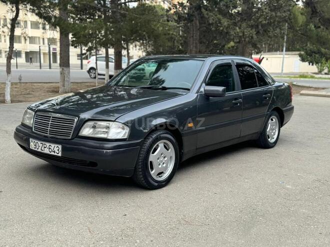 Mercedes C 180