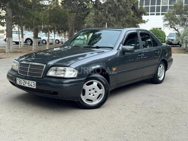 Mercedes C 180