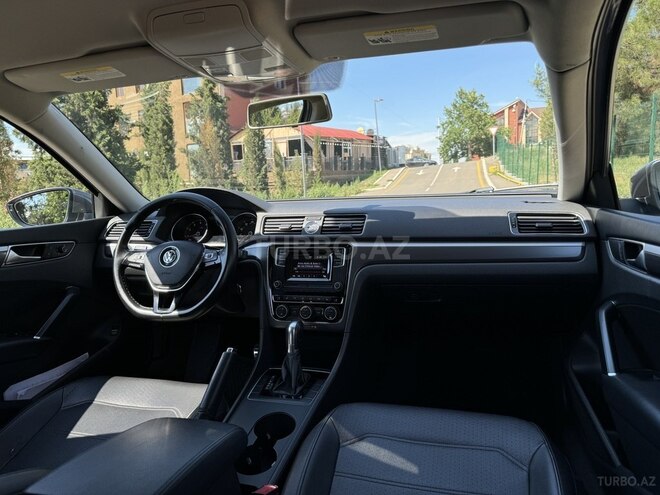 Volkswagen Passat 2016, 181,000 km - 1.8 л - Gəncə