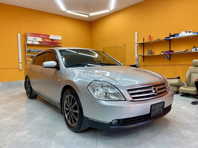 Nissan Teana