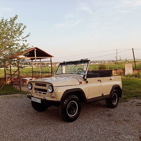 UAZ 469