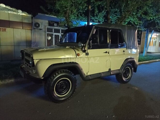 UAZ 469