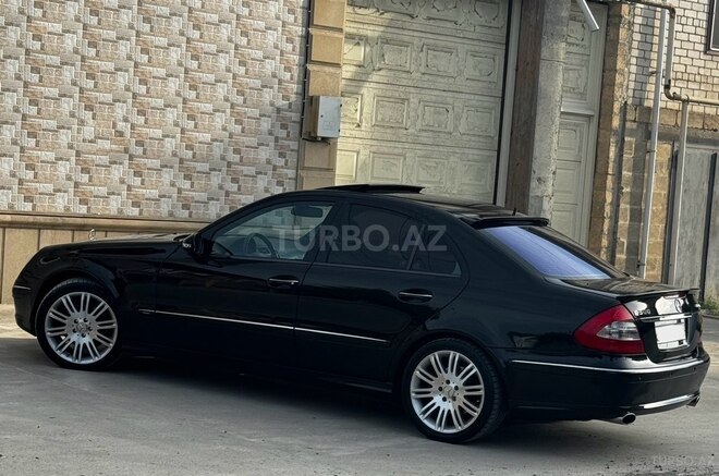 Mercedes E 280