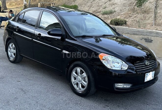 Hyundai Accent