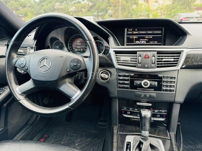 Mercedes E 250