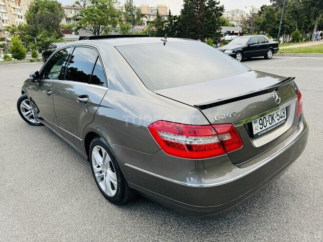 Mercedes E 250