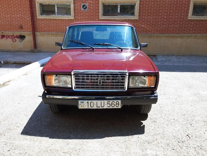 LADA (VAZ) 2107