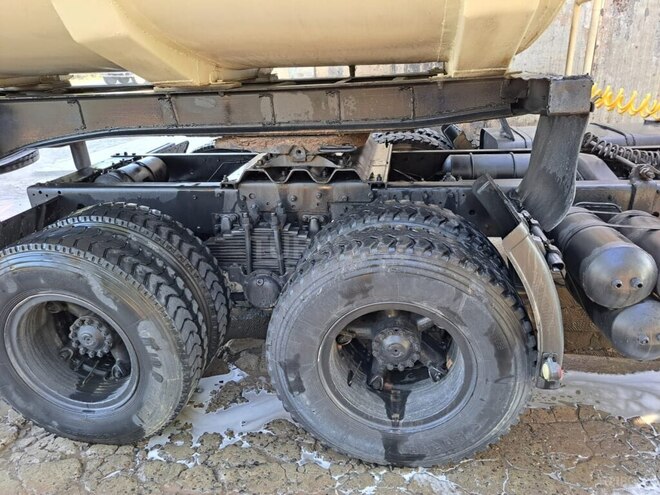KamAz 54112 1992, 267,300 km - 11.0 l - Bakı