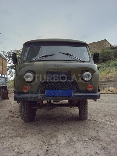 UAZ 3303