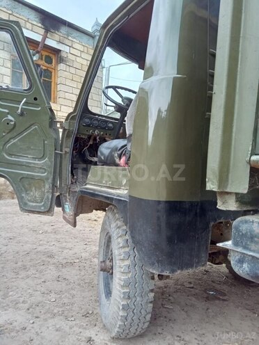 UAZ 3303