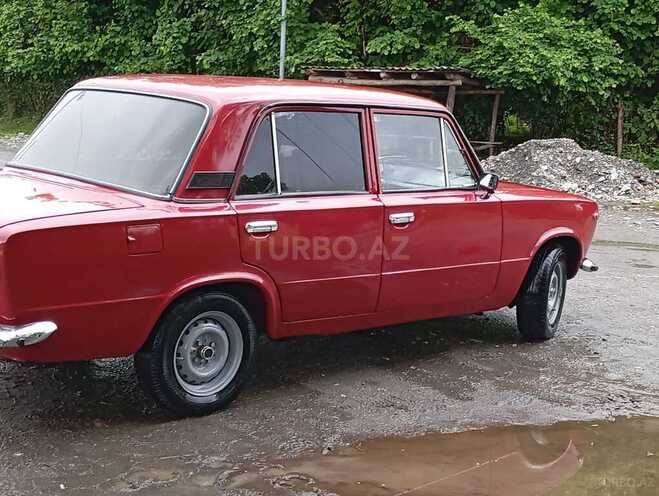 LADA (VAZ) 21011