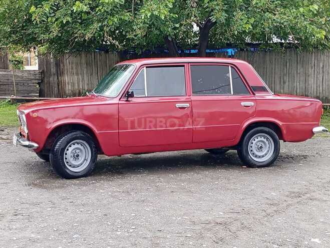 LADA (VAZ) 21011