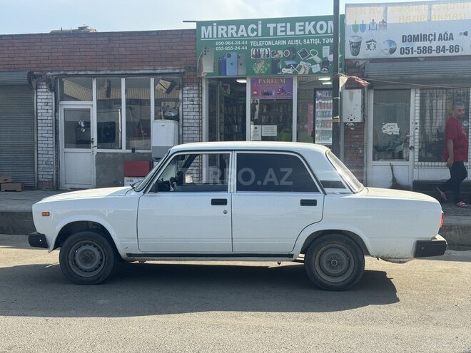 LADA (VAZ) 2107