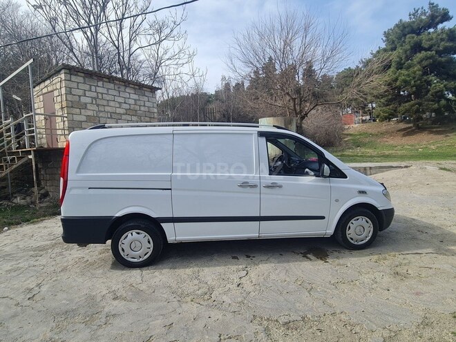 Mercedes Vito 111