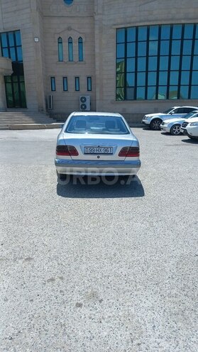 Mercedes E 220 d