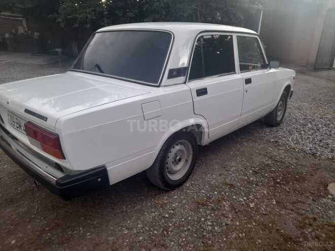 LADA (VAZ) 2107