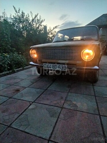 LADA (VAZ) 21011