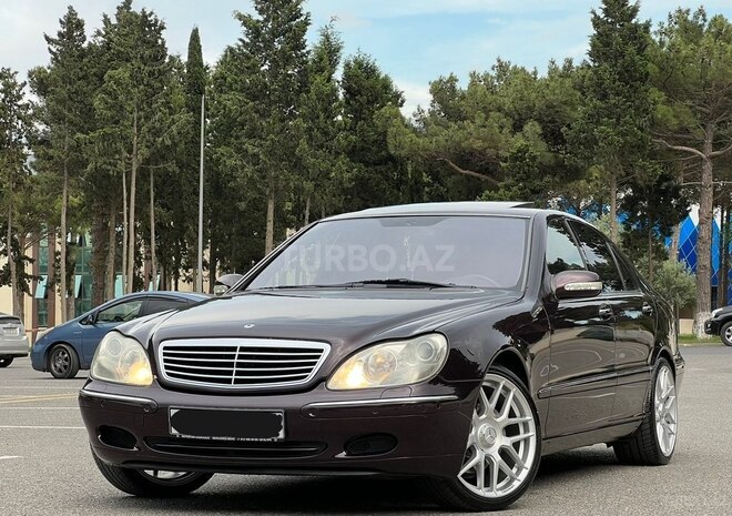 Mercedes S 320