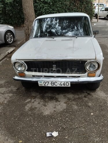 LADA (VAZ) 21011