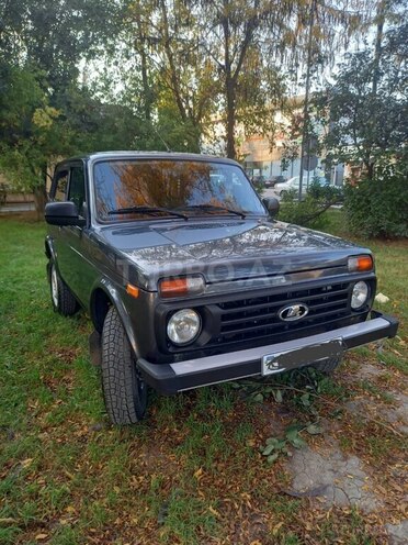 LADA (VAZ) Niva