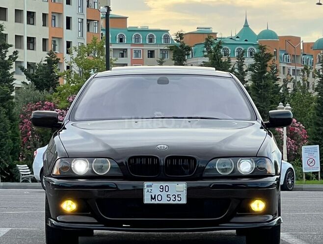 BMW 525