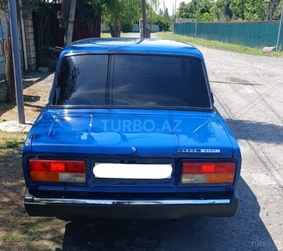 LADA (VAZ) 2107