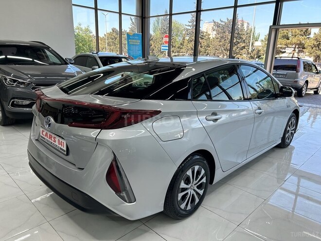 Toyota Prius Prime