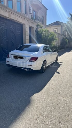 Mercedes E 300 4MATIC