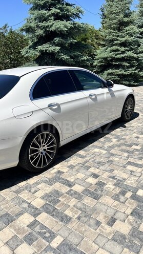 Mercedes E 300 4MATIC