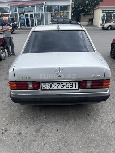 Mercedes 190