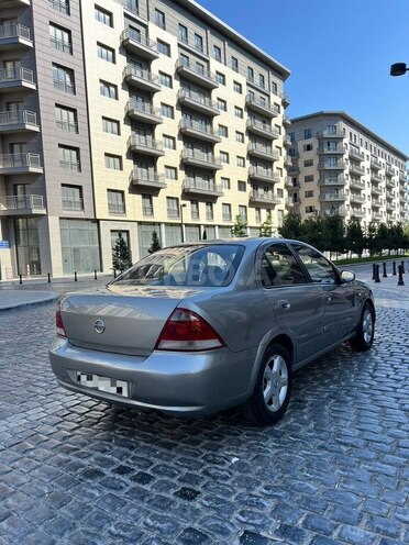 Nissan Sunny