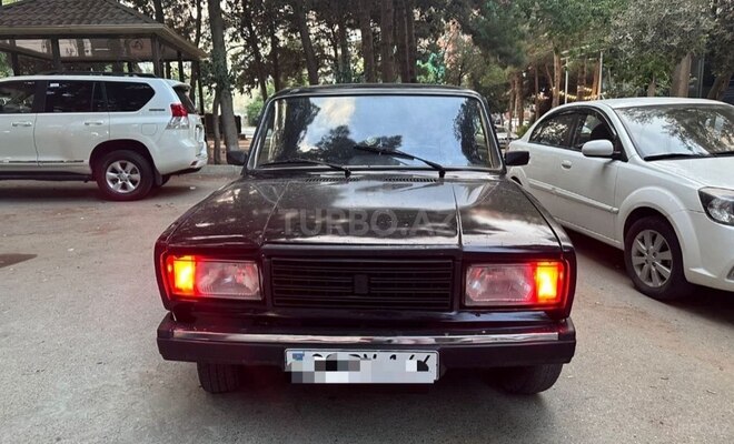 LADA (VAZ) 2107