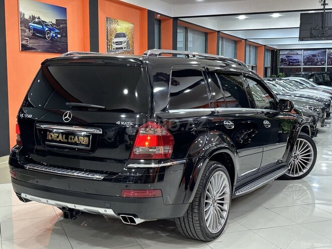 Mercedes GL 550