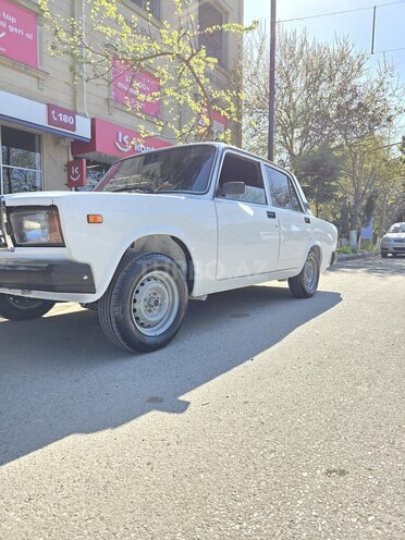 LADA (VAZ) 2107