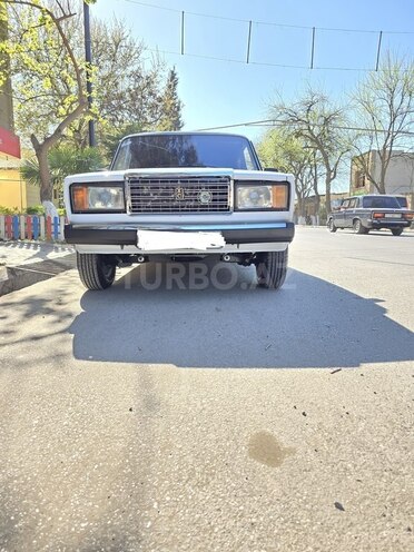 LADA (VAZ) 2107