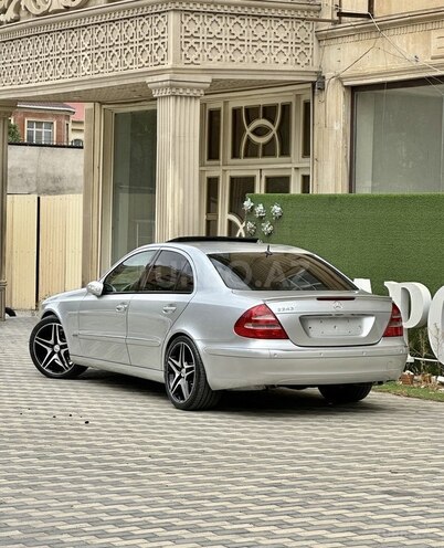 Mercedes E 240 2002, 231,000 km - 2.6 l - Bakı